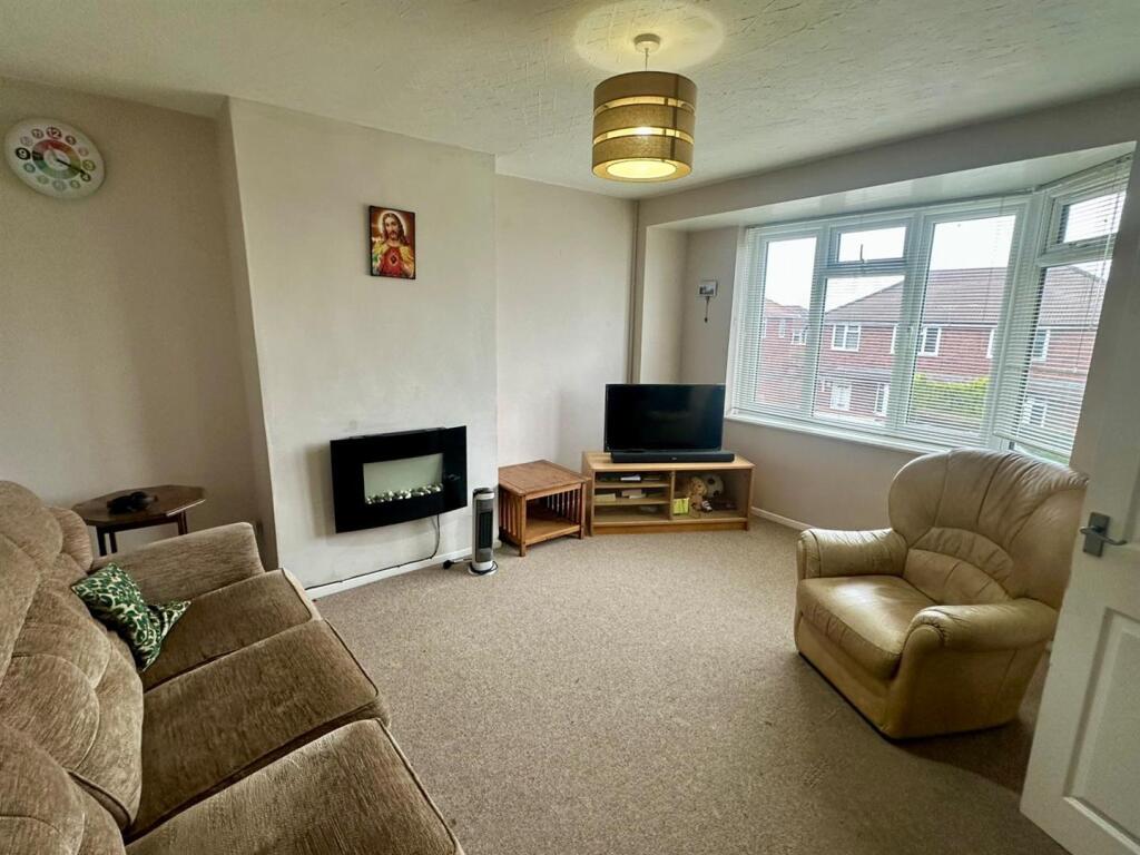 WhatsApp Image 2025-10-23 at 14.05.54_30d750f0.jpg