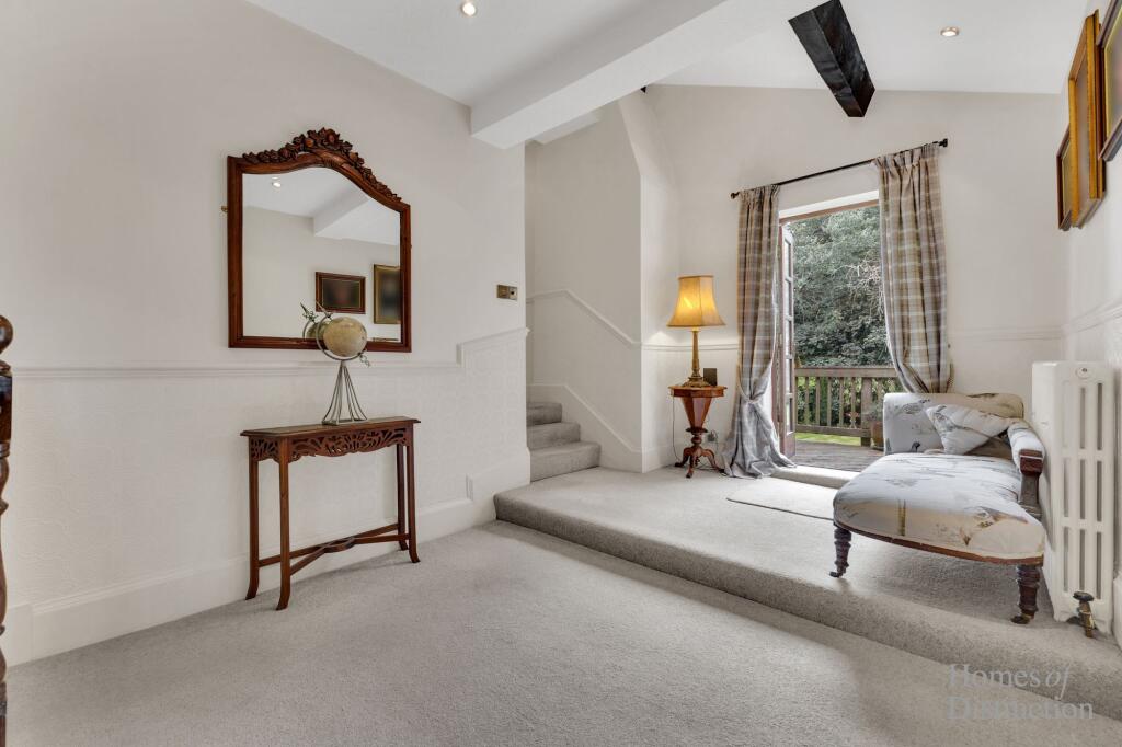 Landing (First Floor)