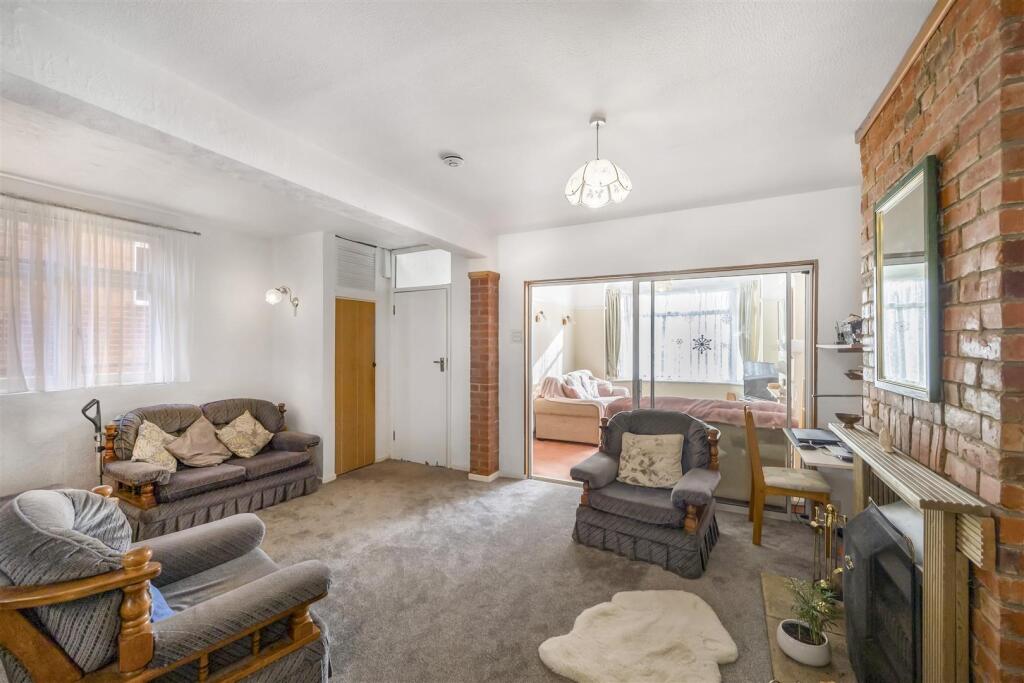 Sitting Room.jpg