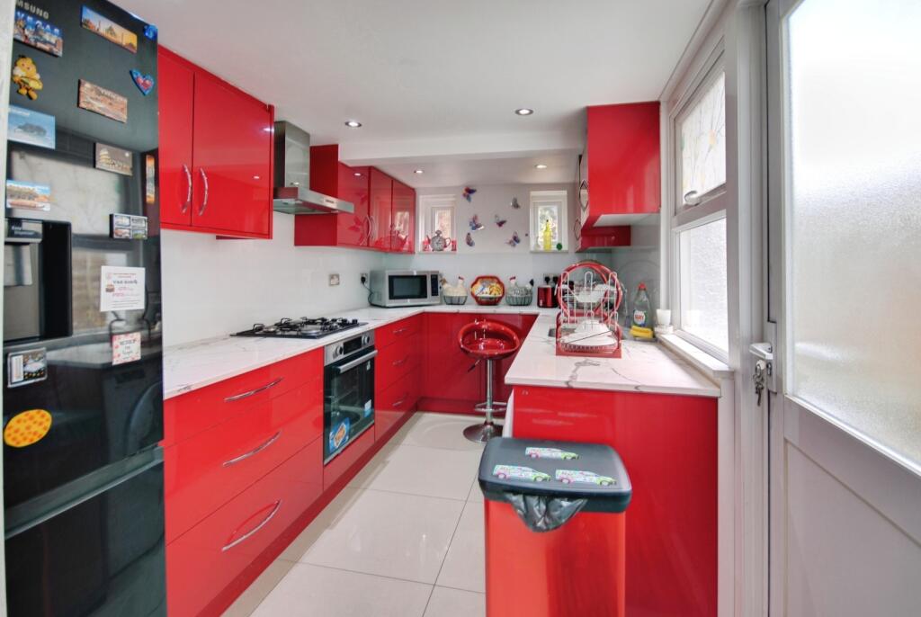 pbox-kitchen-307320.jpg