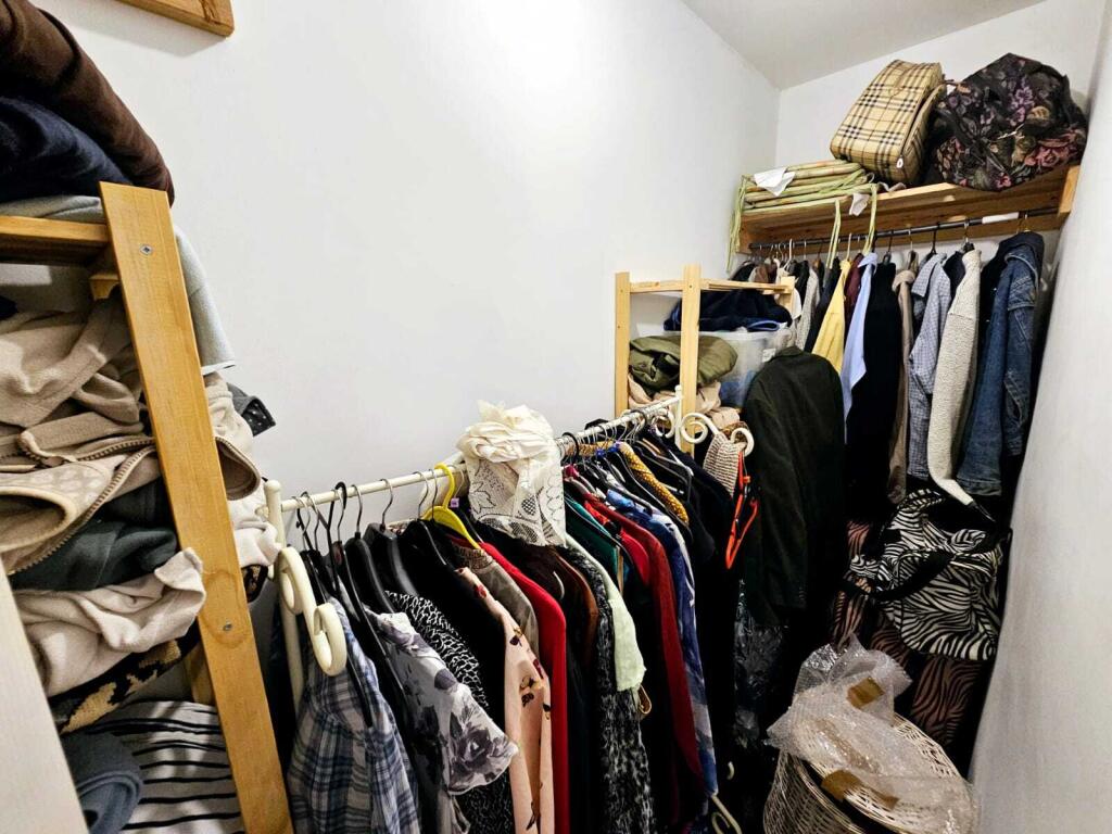 4b8056d5-27dc-4800-b4ce-209e21b541c8