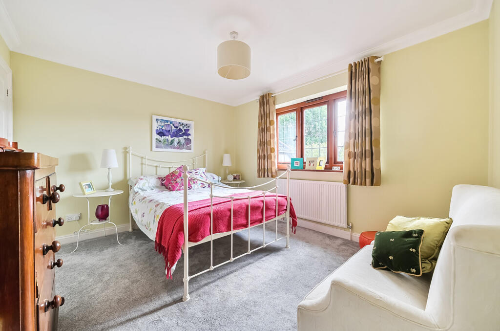 1302534-22-683978...