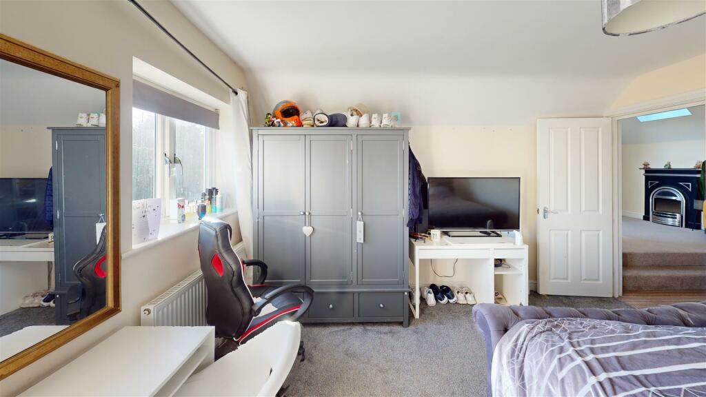 1-Badby-Road-West-Daventry--Bedroom 2.jpg