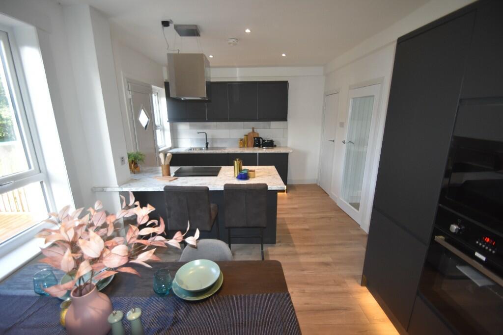 Kitchen/dining Area