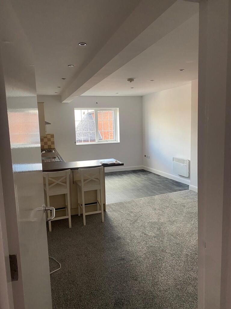 af2853f6-e6ba-4e2...