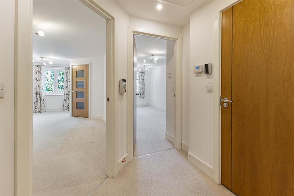 12-576bCH_39CRAYSHAW_RG48EQ_MCS83594_036 (1)-mediu