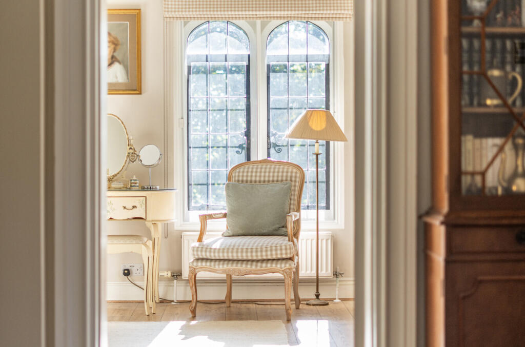 1361822-17-68e3b6...