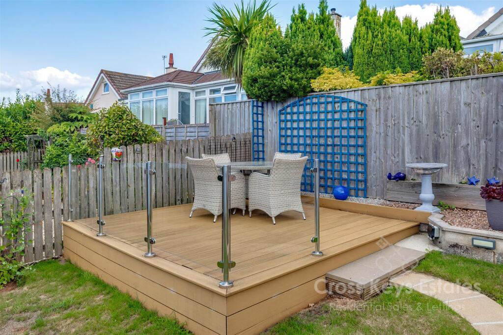 Garden, Garage &amp; Driveway