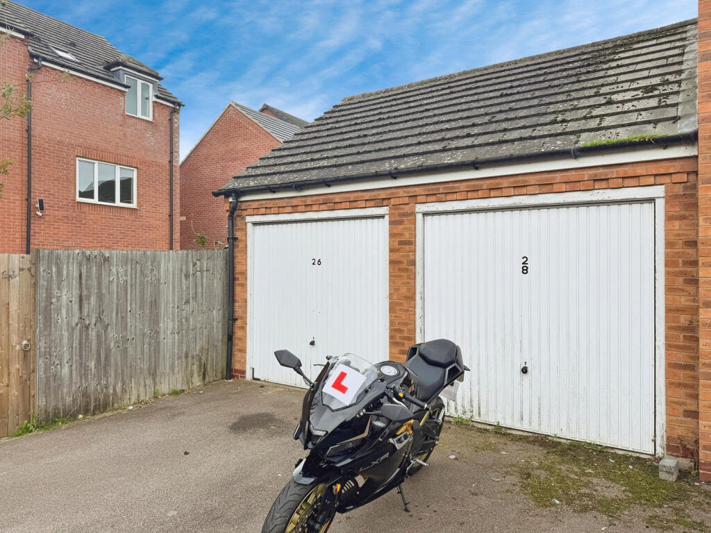 28 Lathkill Street, Market Harborough, LE16 9EY