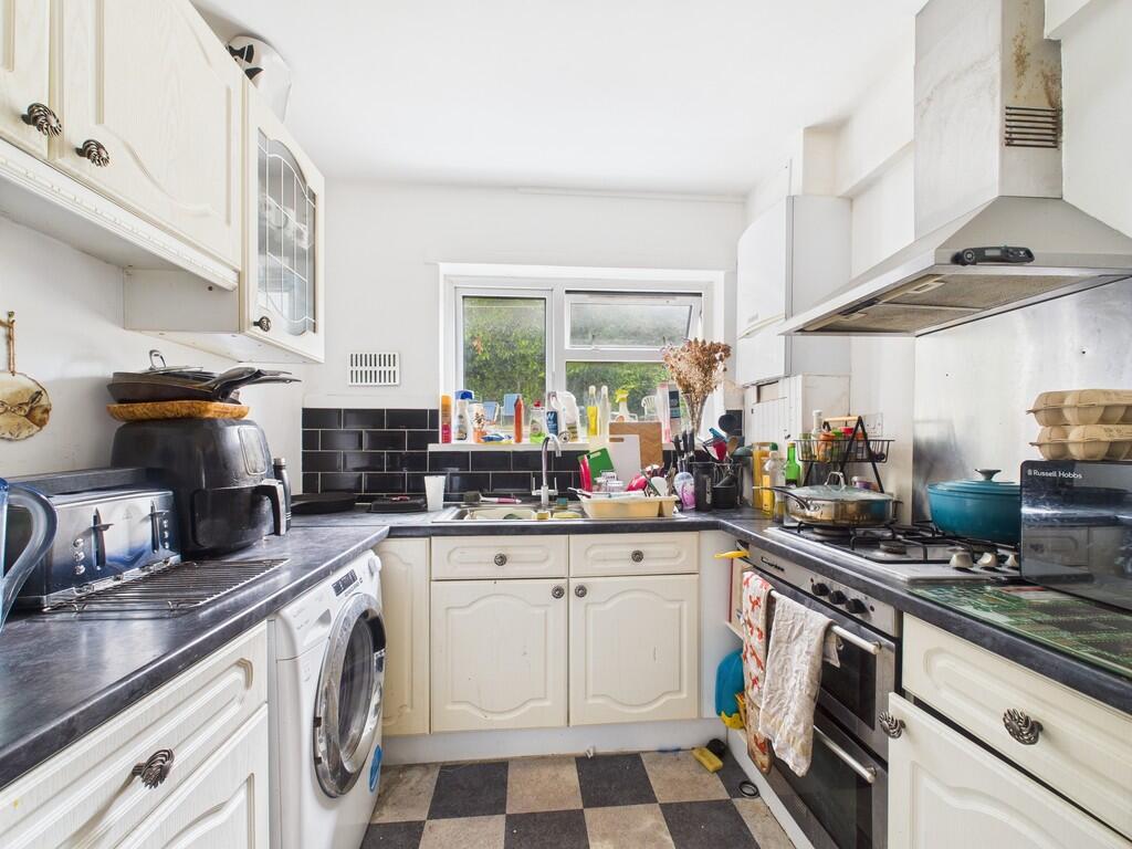 CAM02089G0-PR0528...