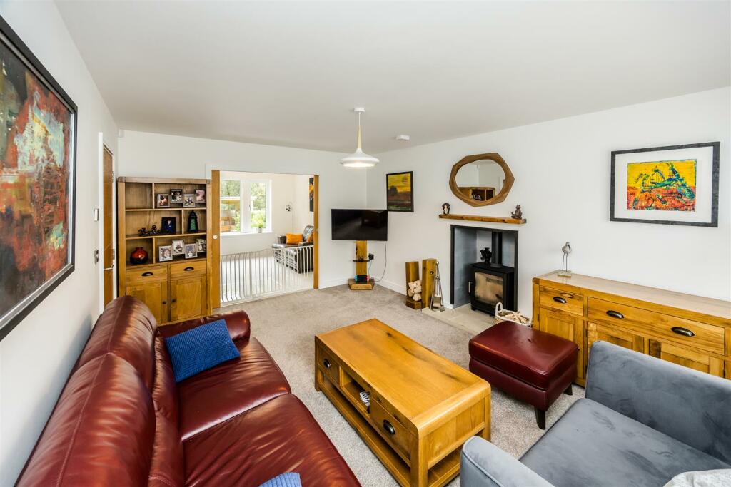 28SWShelf-270824-2.jpg