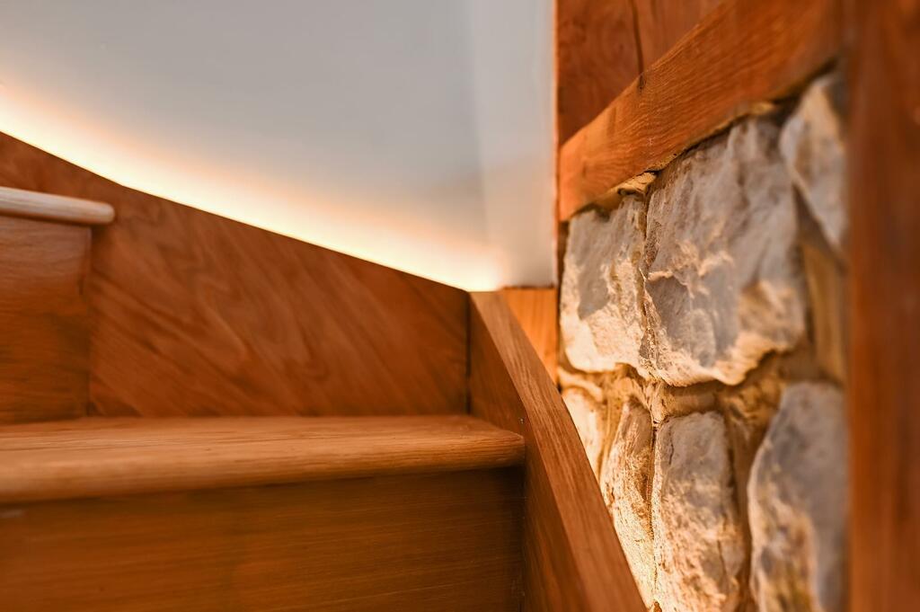 MAYTUM BARN - VANITY LANE - LINTON - MAIDSTONE - M