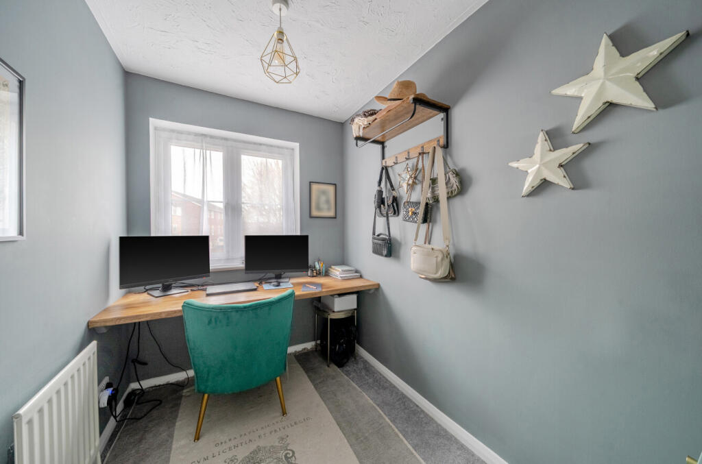 1384751-8-6929708...