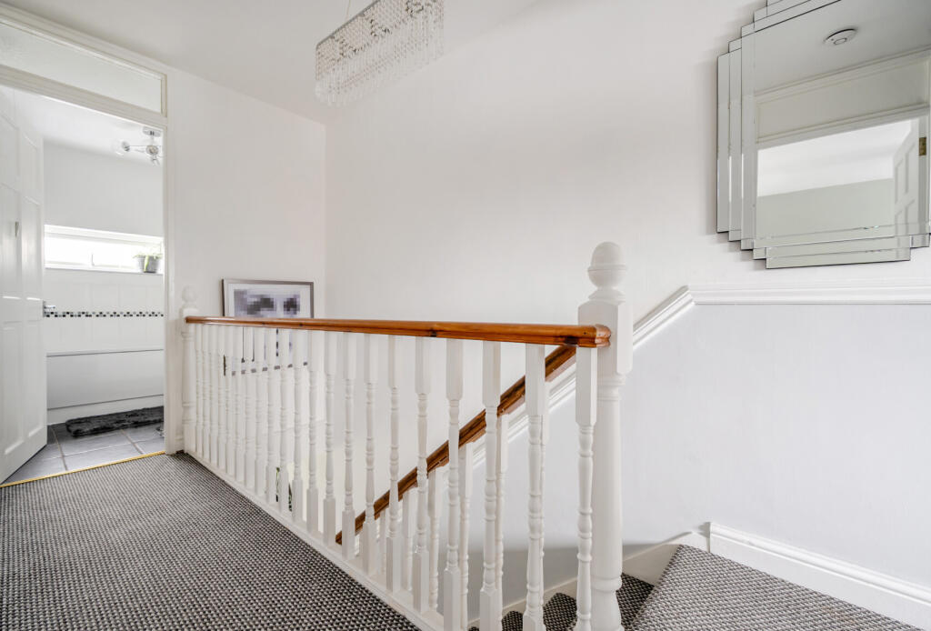 1360004-15-68d681...