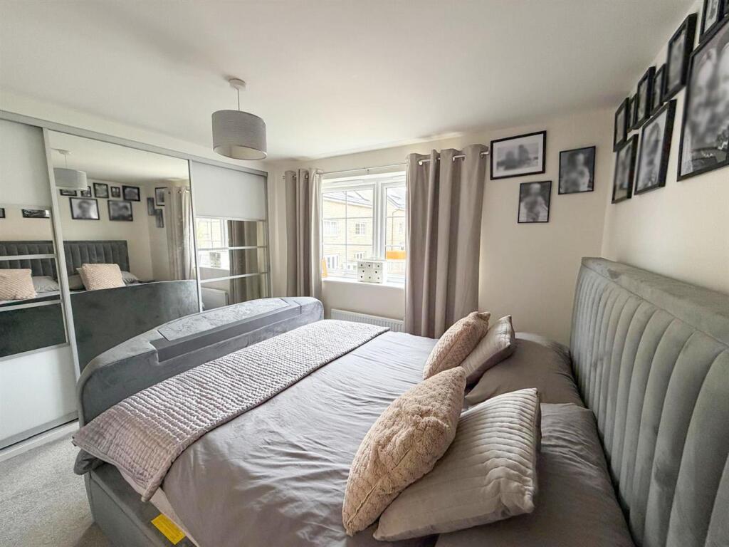 3 bed semi-detached house, Silsden  12