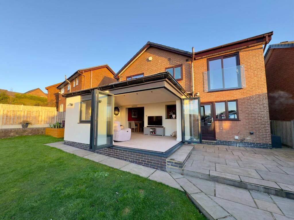 Rear Elevation 2 Photo, Clockhouse Grove, Burnley,