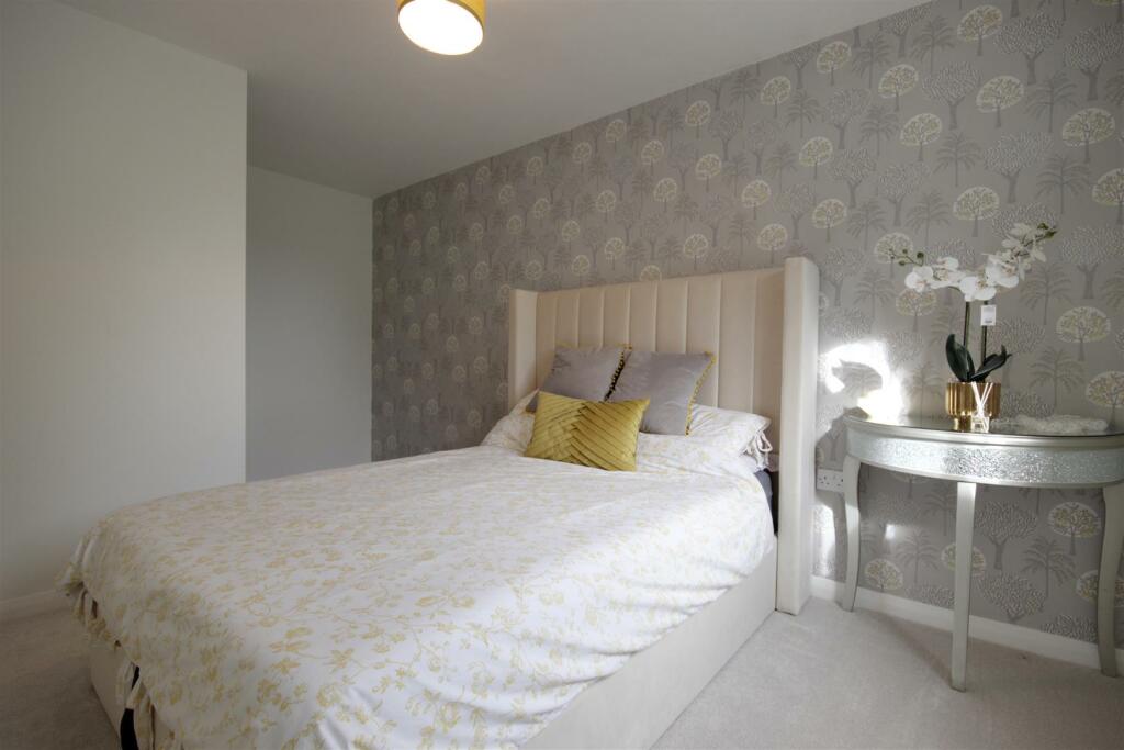 GROUND FLOOR BEDROOM 5