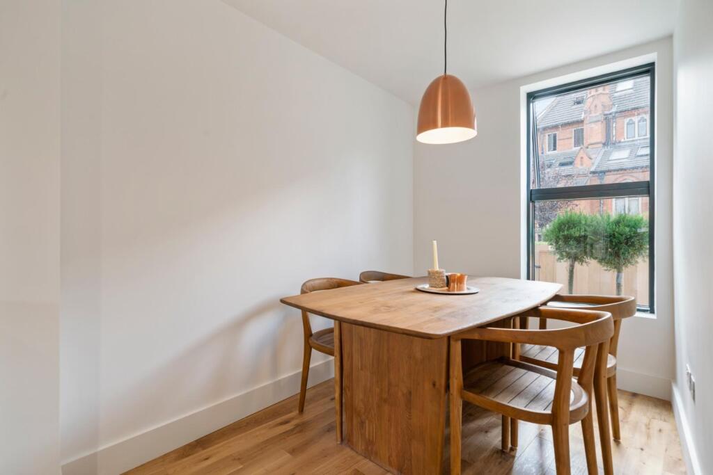 31A Saltram Crescent W9 3JR-12.jpg