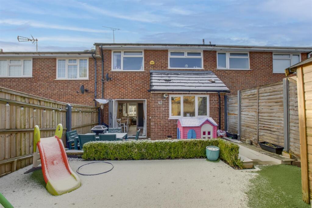 41 Columbine Road, HP15 6BS-10.jpg