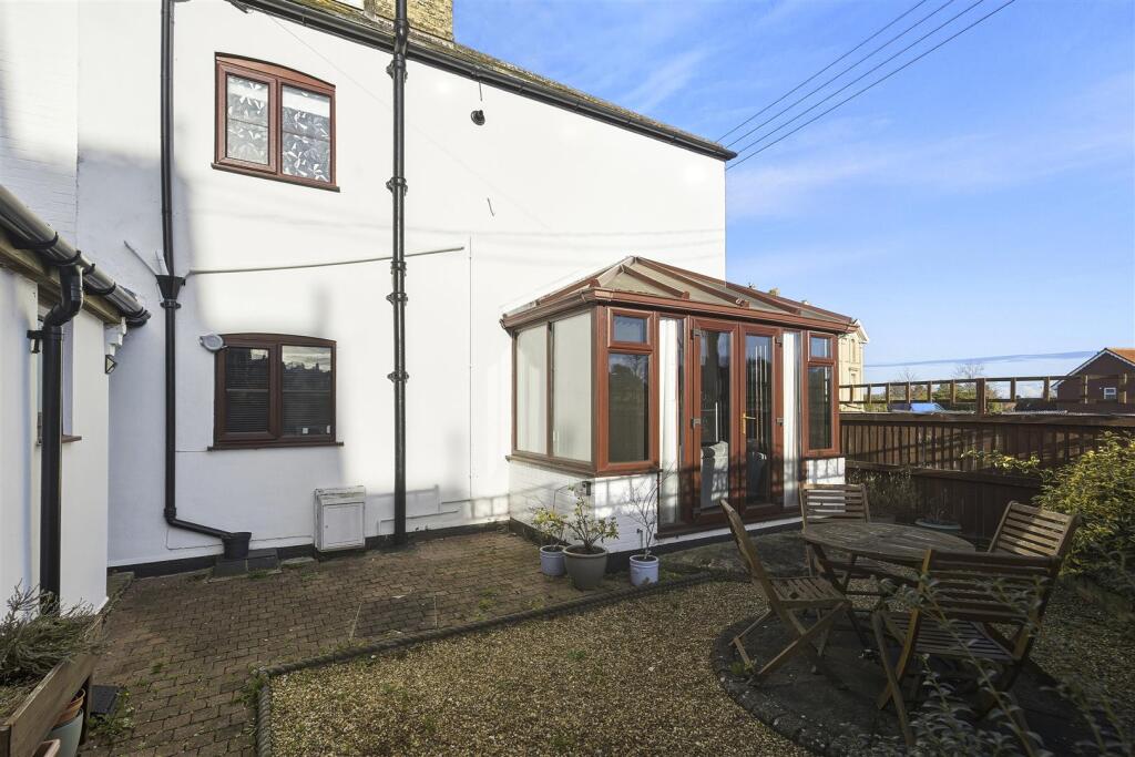 Station Road, Harleston