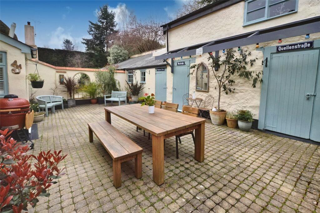 Rear Courtyard