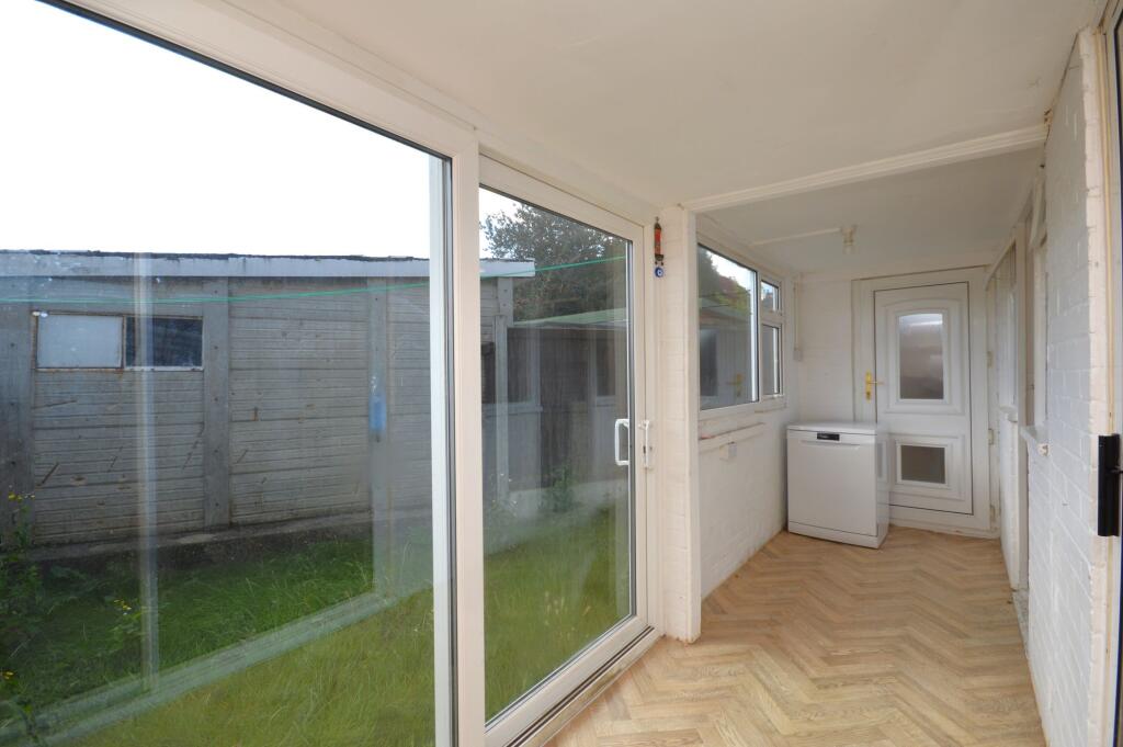 Sun Room / Utility Room