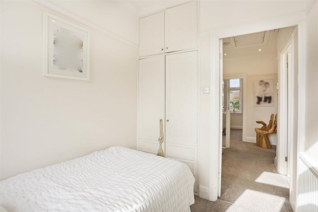 1428771084 -  27.jpg