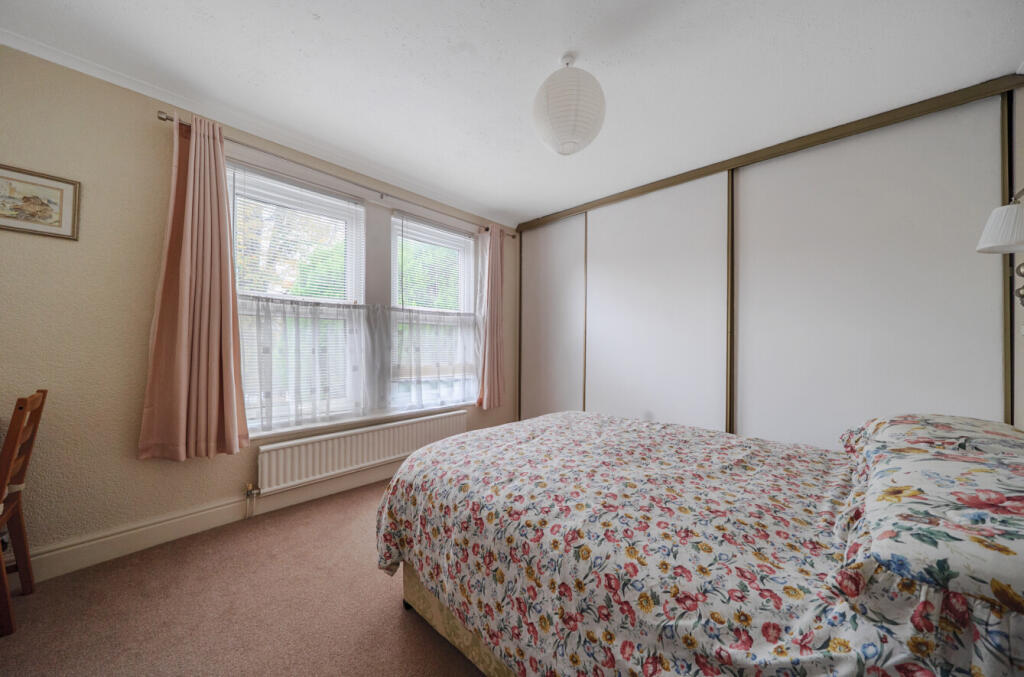 1369082-16-68ed3d...