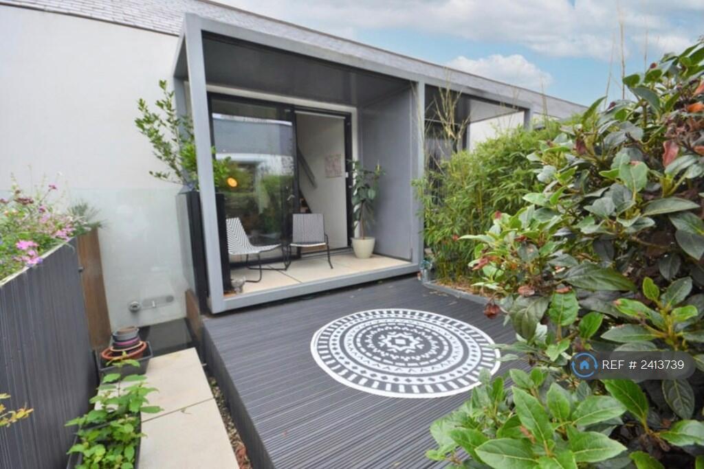 Garden Terrace 