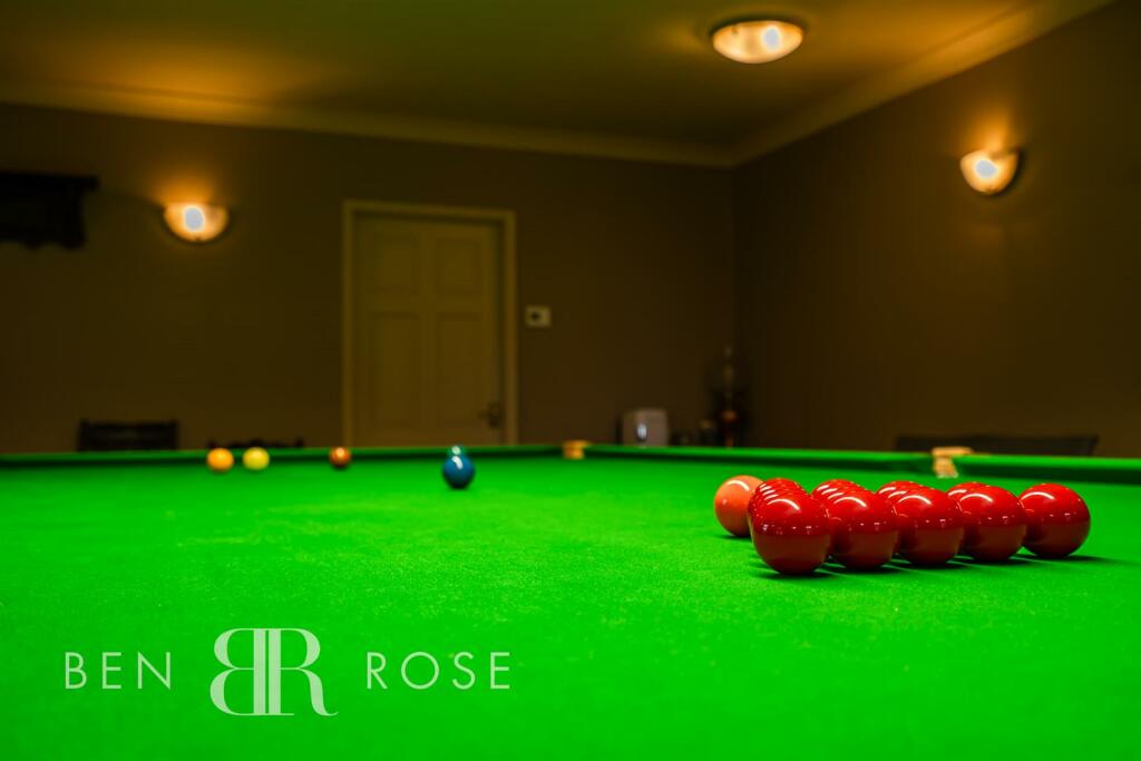 Feature Office (Snooker Room)