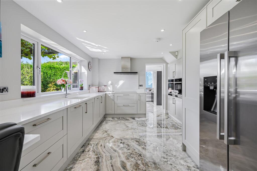 Stretton Avenue Kitchen