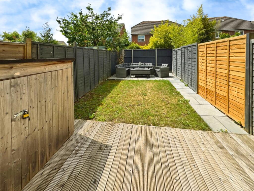 EweMove Basingstoke 102 Wiltshire Crescent