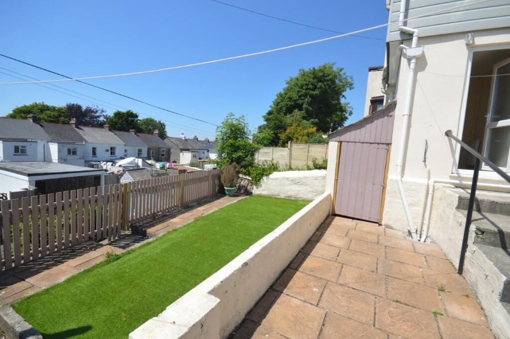 DSC_0018 (Medium).JPG