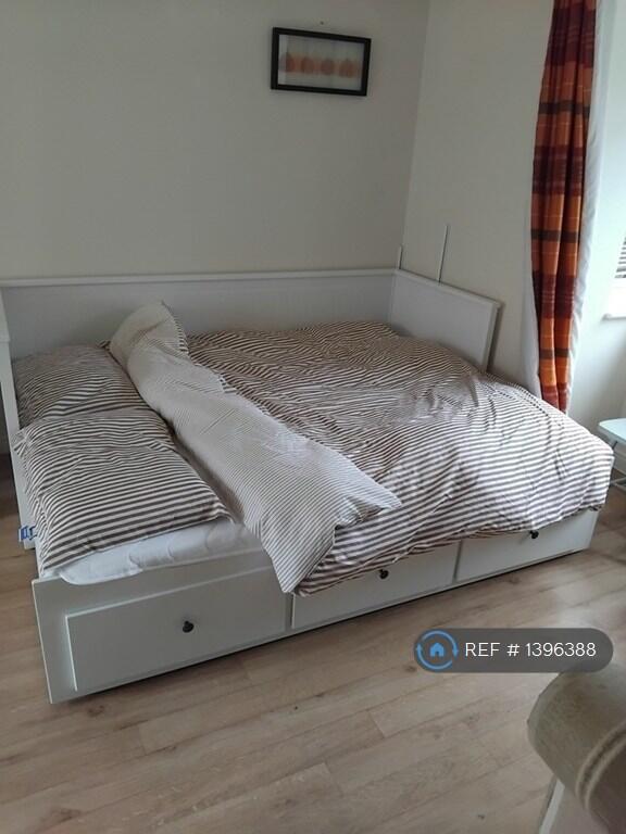 Ikea Day Bed When Expanded Into a Double Bed