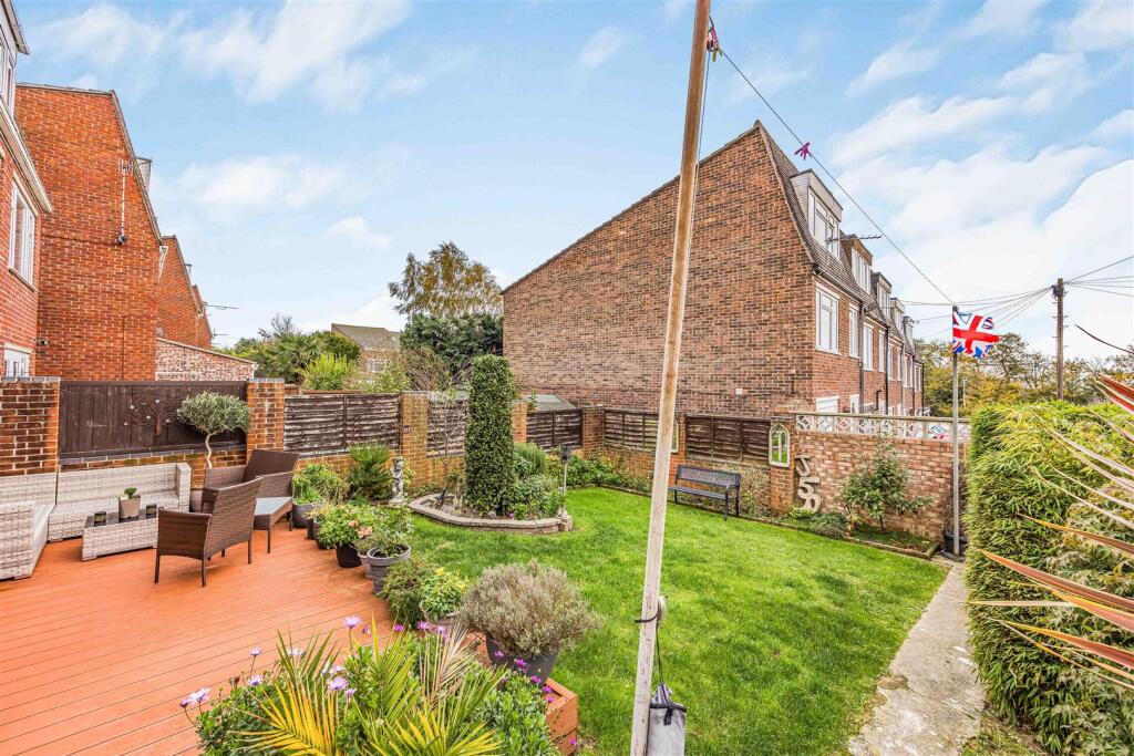 117 Old Rectory Road, Farlington-Small-PorticoMark