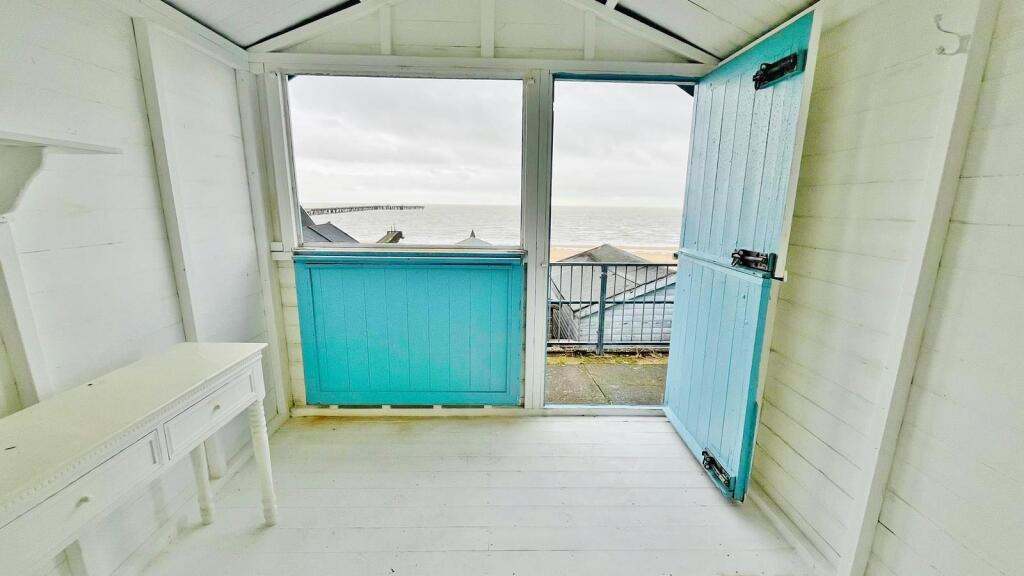 Beach Hut