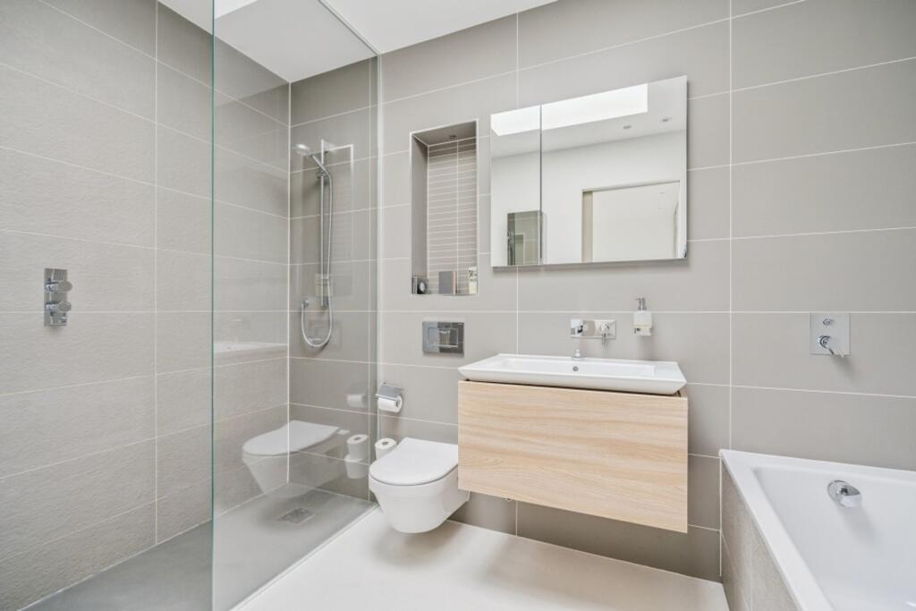Ensuite