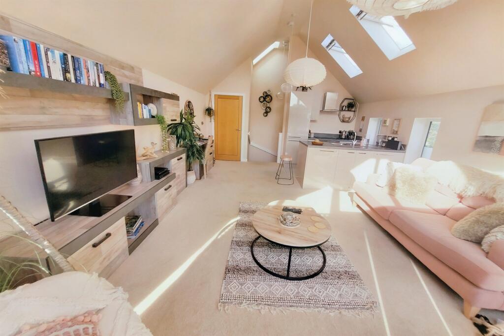 Open-Plan Living Spa