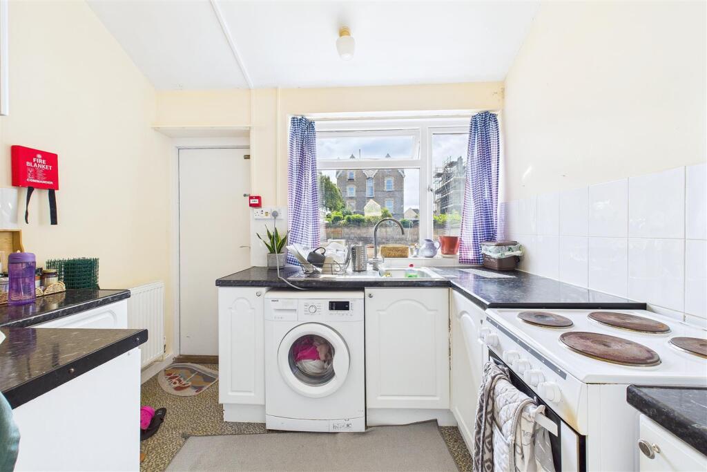 Flat 2 - Kitchen