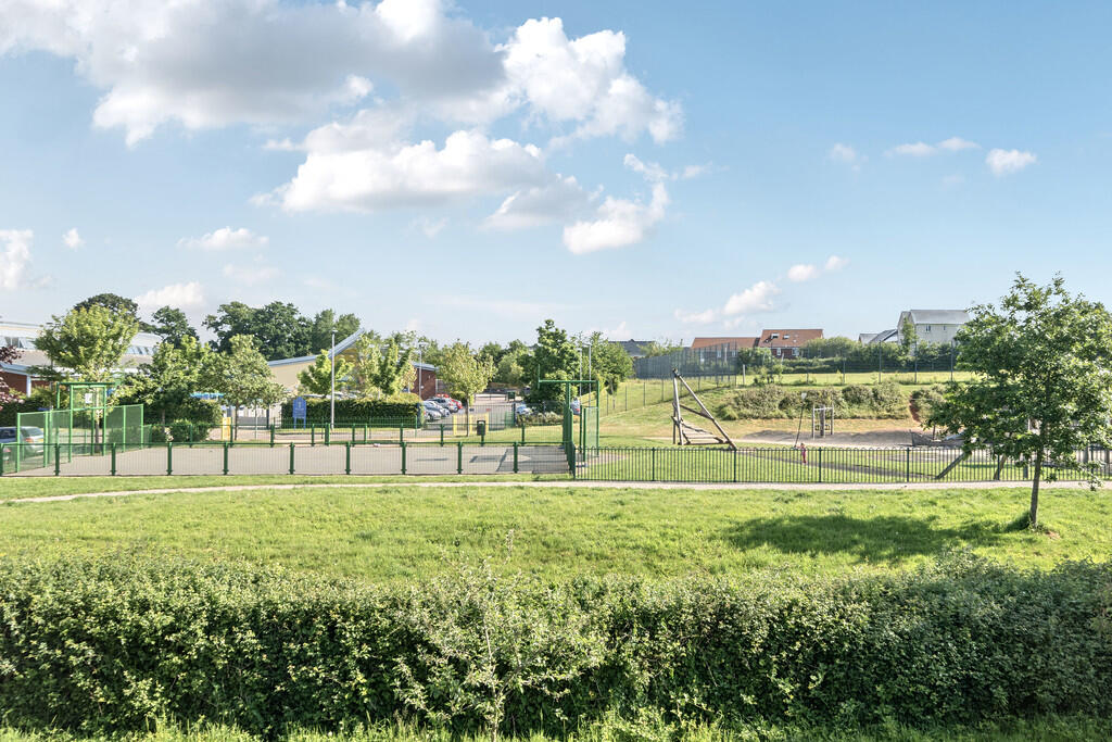 1296998-42-682c4e...