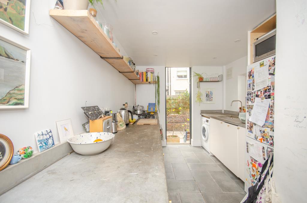 Victoria Parade-15.jpg