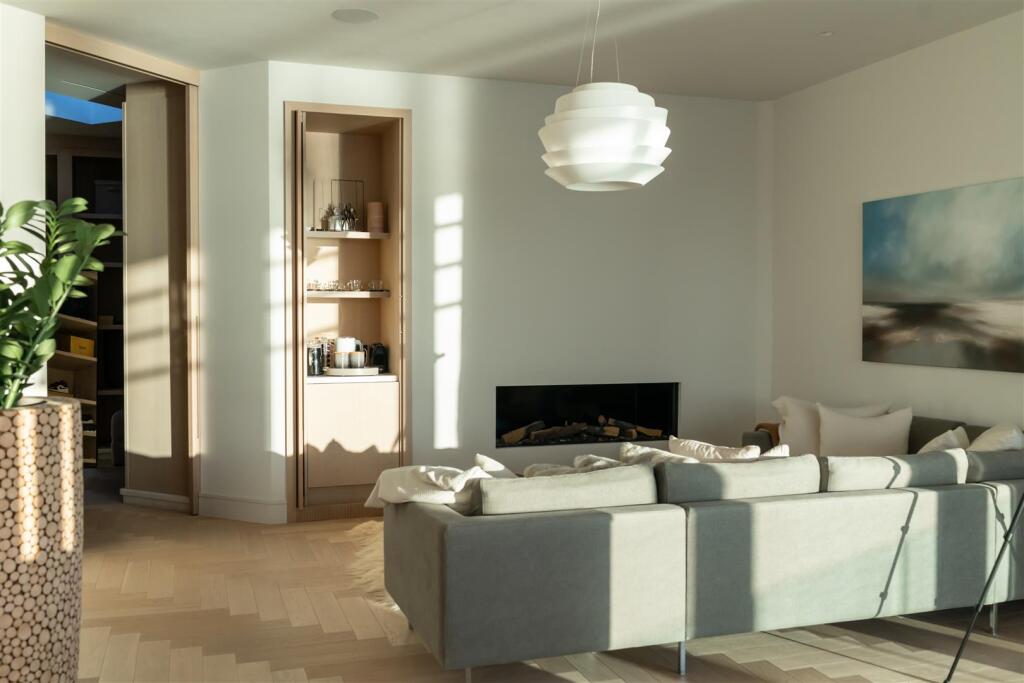 Sitting Area