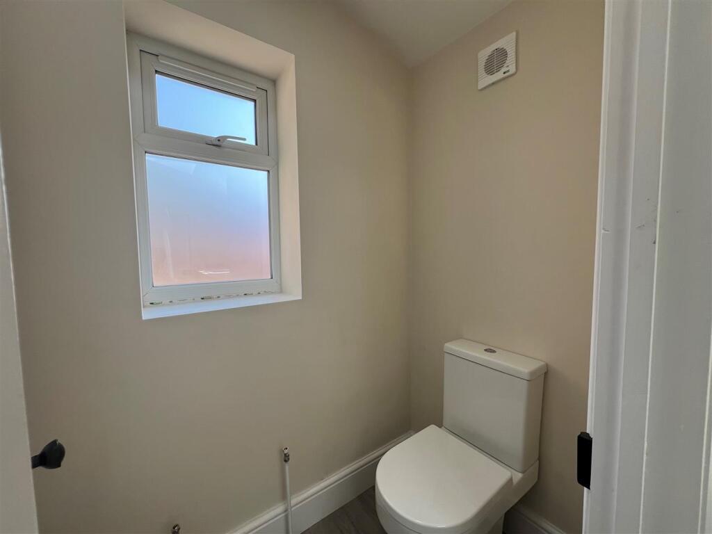 Downstairs cloakroom.jpg