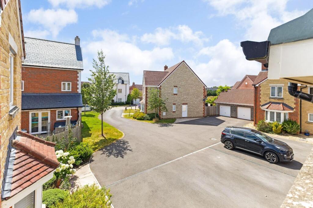 95135_24 Norman Drive Old Sarum (4).jpg