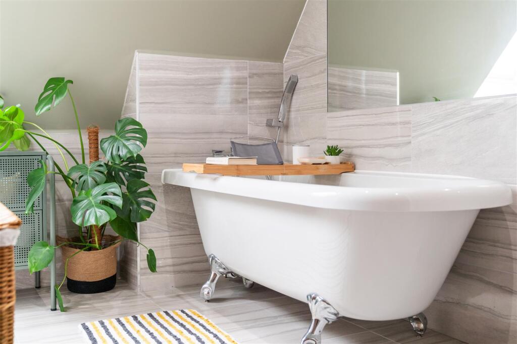 Bathroom-2.jpg