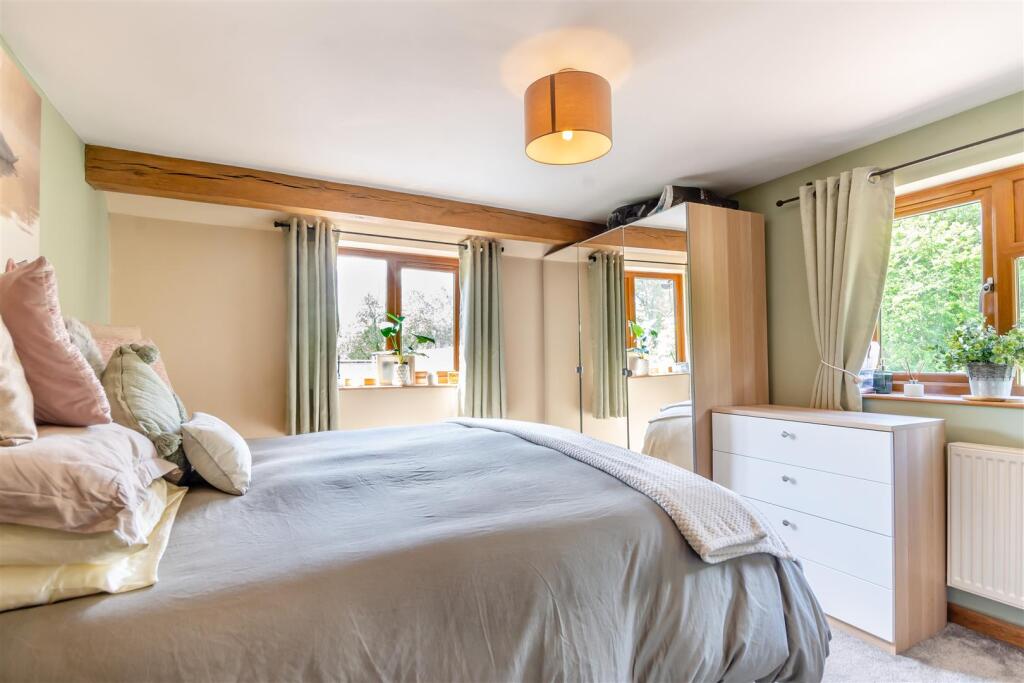 8647720-interior07.jpg