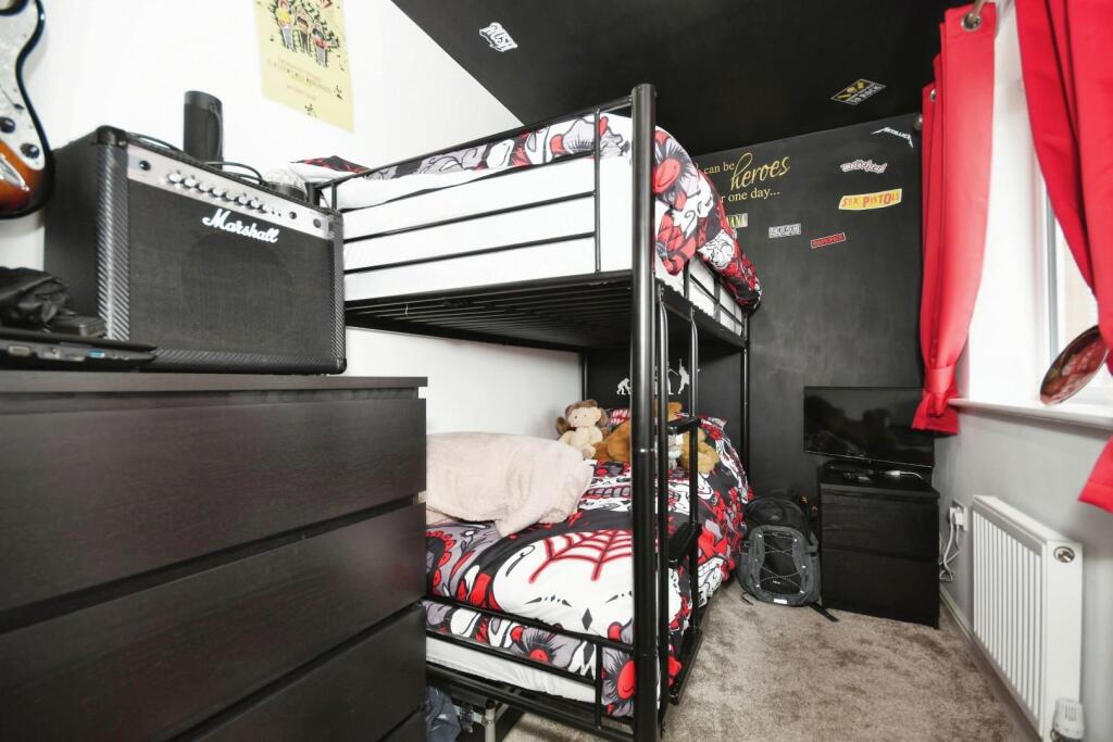 BEDROOM 3.jpg