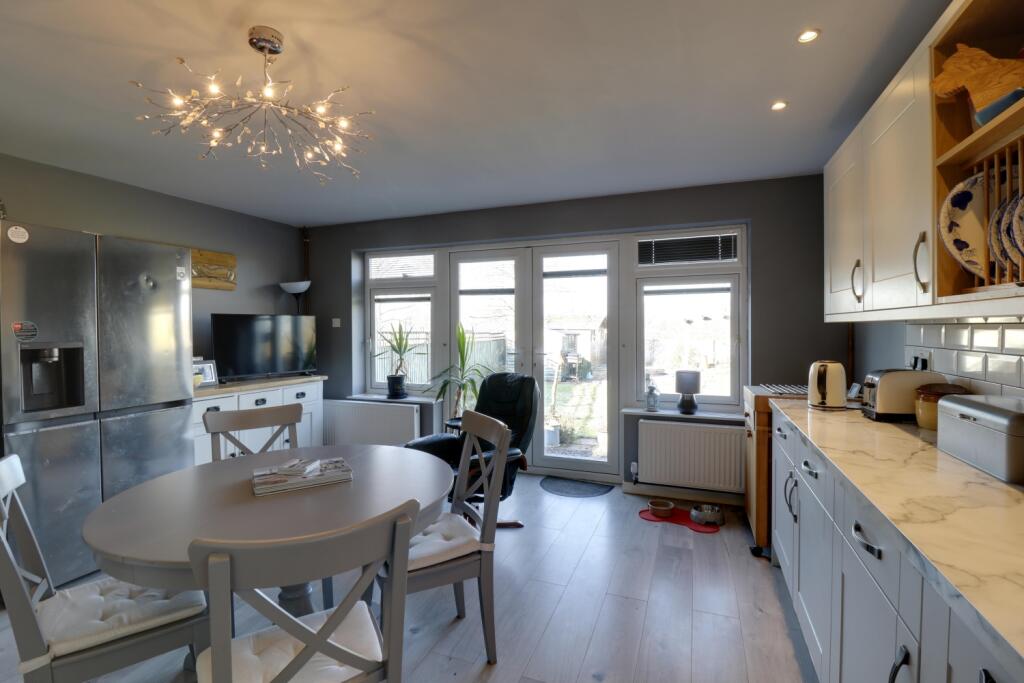 Kitchen c