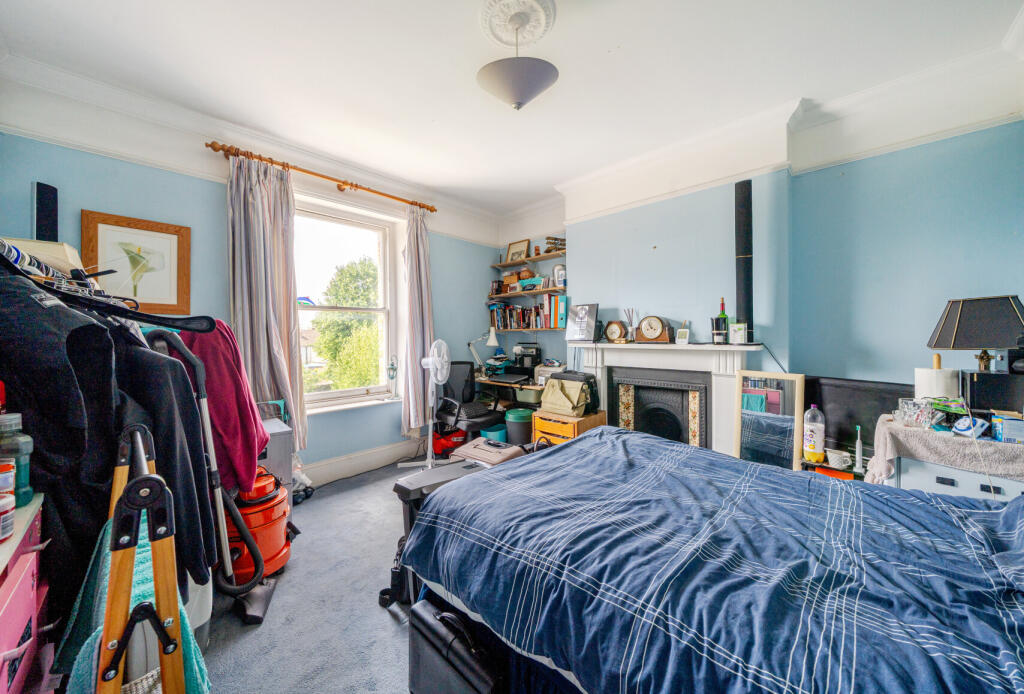 1320045-6-6874d95...