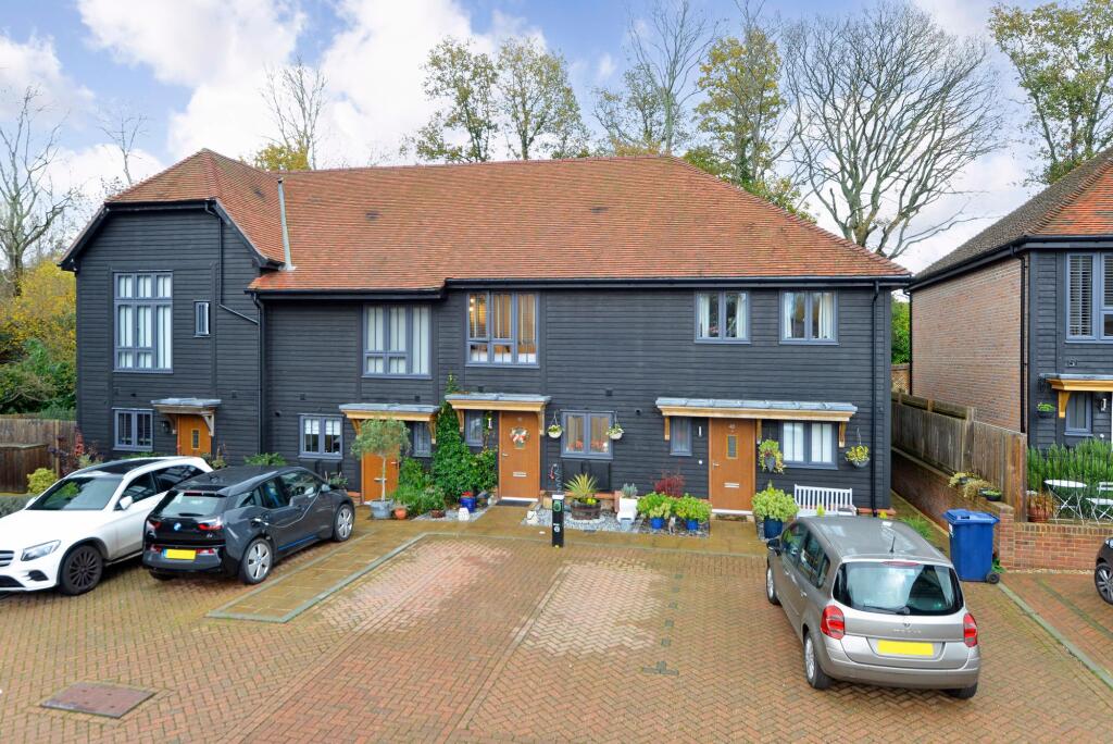 Cherry Tree Lane, Ewhurst, GU6